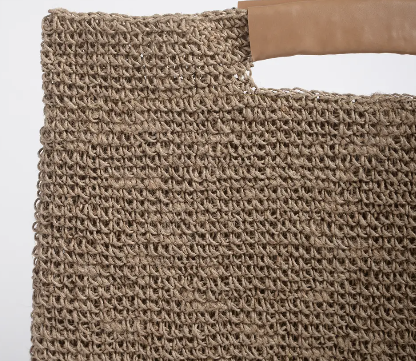 Sac à main plat Boho fait main avec poignées beige, 16 x 15,5 pouces