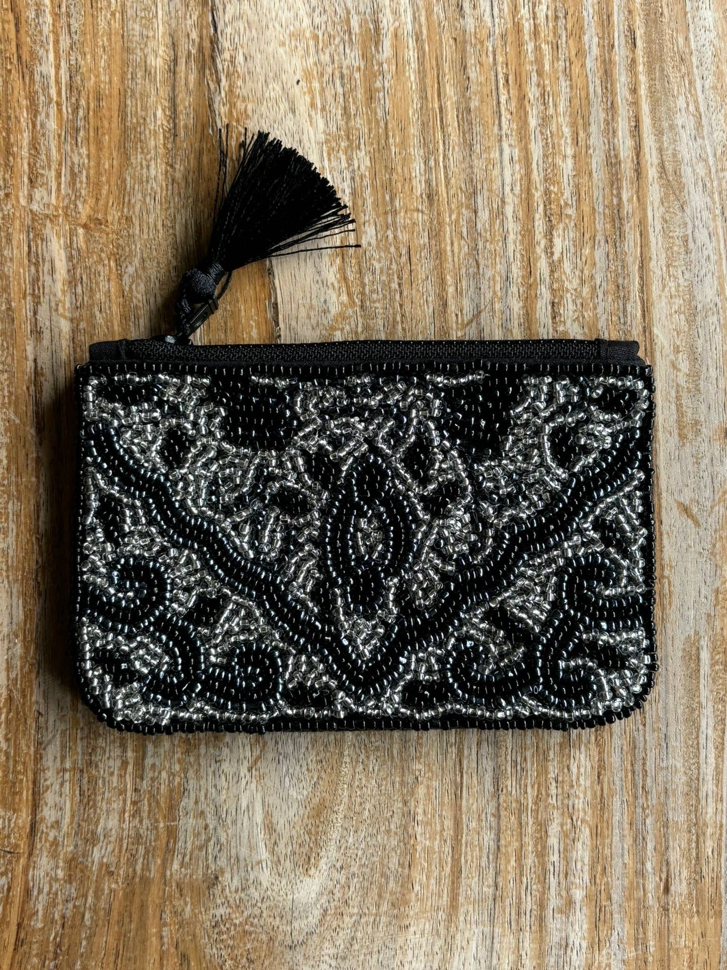 La jolie Pochette perlée Années 20 Les Choses qu'on Aime