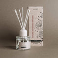 Load image into Gallery viewer, Le Diffuseur de Roses et sa boite carton recyclé Les Choses qu'on Aime
