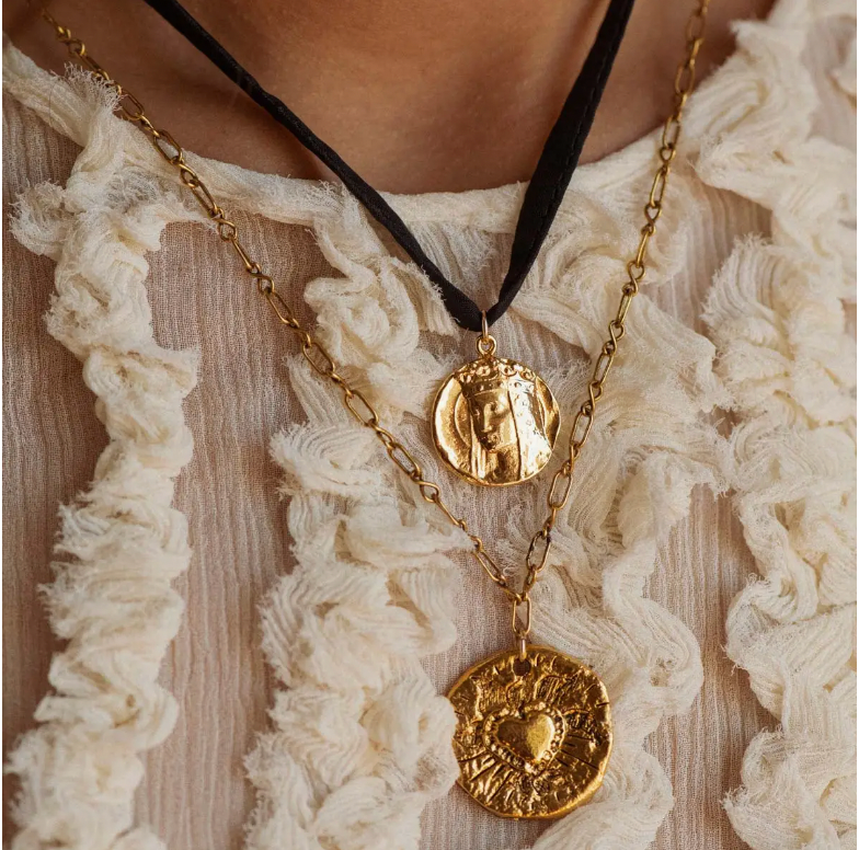 Le Collier Ras du Cou de la Madone