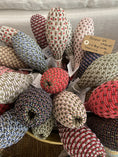 Load image into Gallery viewer, The spindles lavender