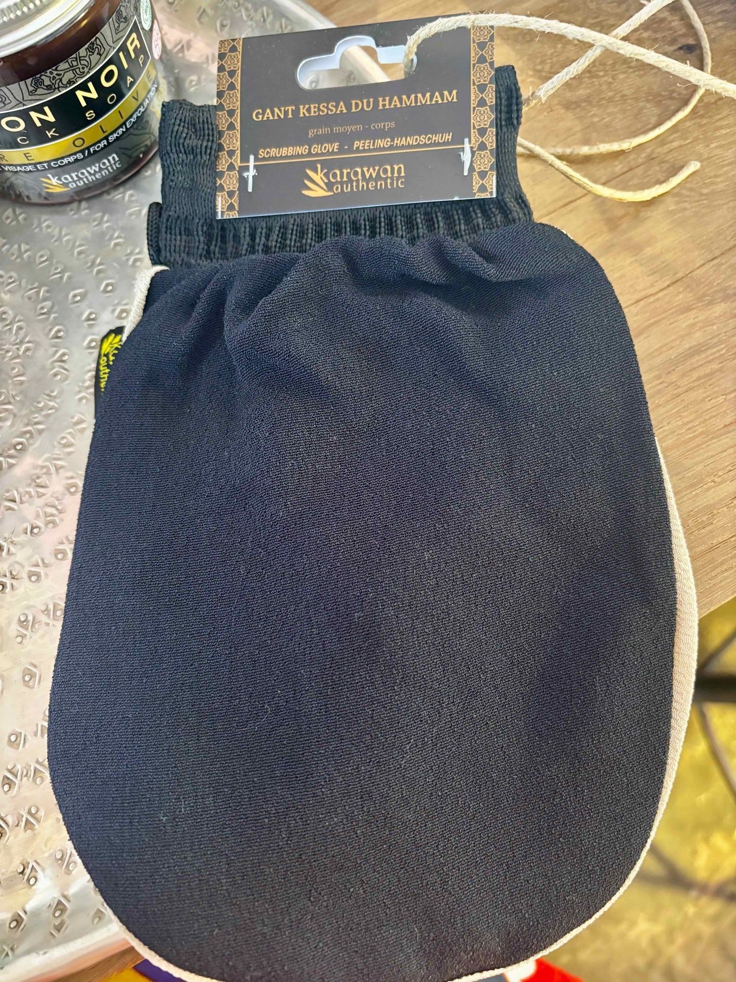 Le Gant de Gommage Kessa Les Choses qu'on Aime à la boutique