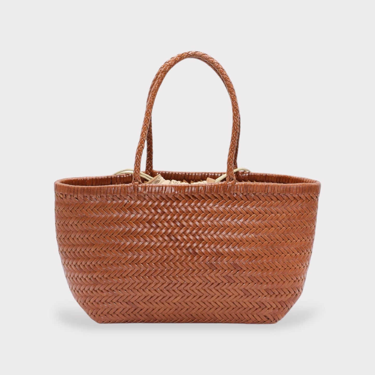 Le Cabas en Cuir Tressé Les Choses qu'on Aime Tan