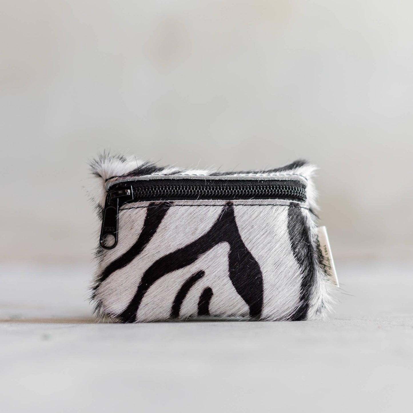 Portefeuille en cuir de vachette avec fermeture éclair | 11 styles | 9 x 12 cm