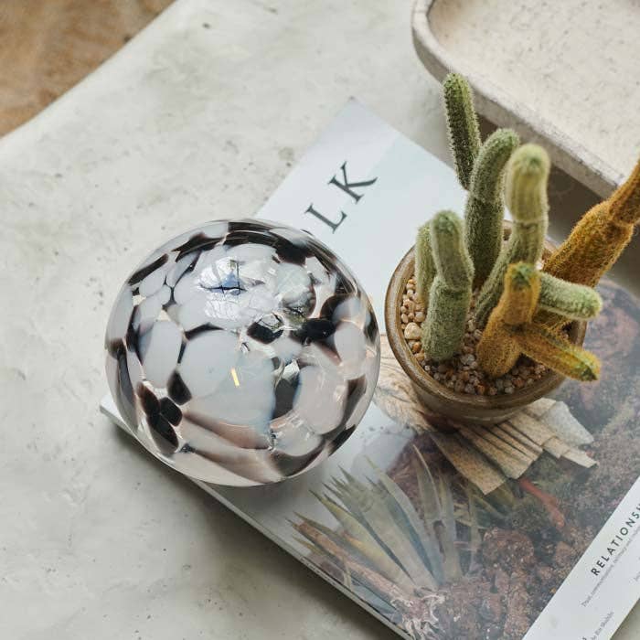 La Lampe Mushroom Les Choses qu'on Aime Noire Marbrée Top 