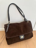 Charger l'image dans la visionneuse de la galerie, Le Sac Epaule Annabel en Daim GM
