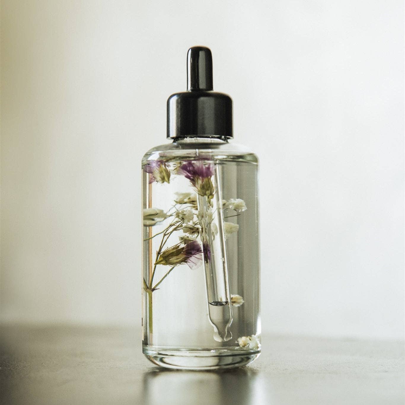 L'Huile pour le corps Bio aux Fleurs Sauvages Les Choses qu'on Aime détail
