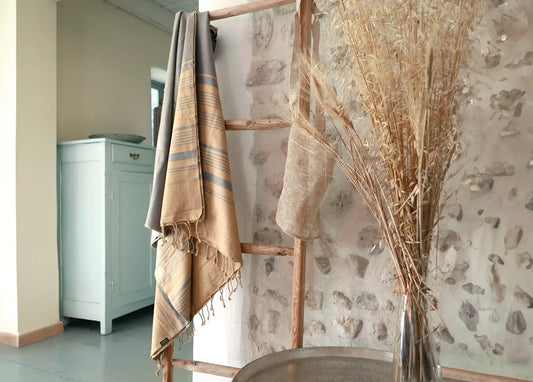 FOUTA EN COTON BIOLOGIQUE - Couleur SABLE & BLEU DE CHINE