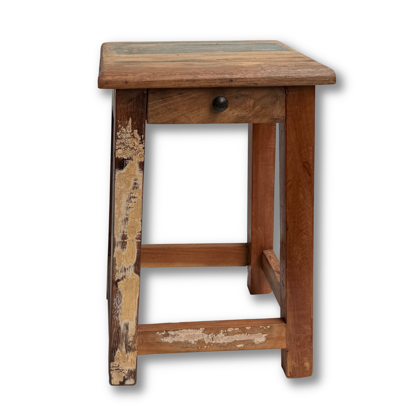 Le Tabouret en bois recyclé avec tiroir