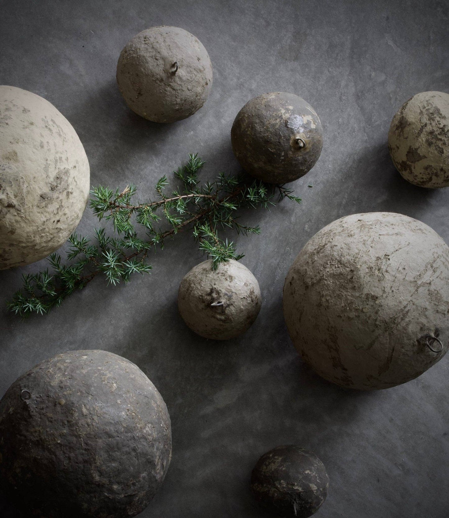 Assortiment de boules de Noël en papier maché Les choses qu'on Aime