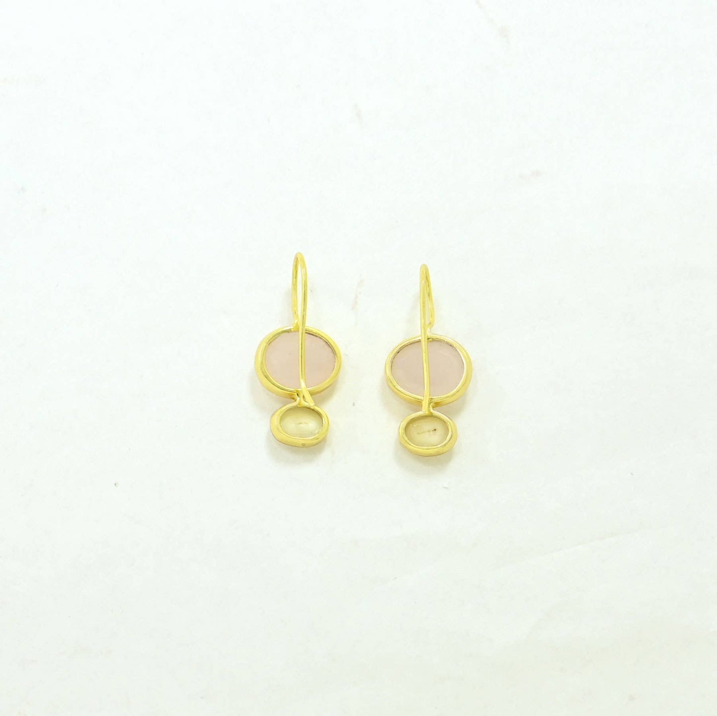 Boucles d'oreilles Primrose plaquées or - Quartz rose & Perle