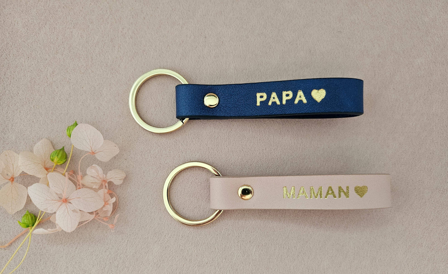 Porte-clé cuir  papa/maman : Fushia métalisé / Français / MAMAN ♥