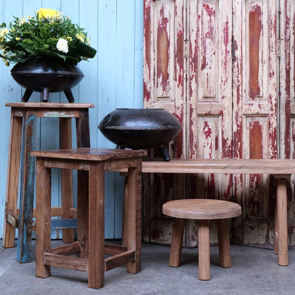 Tabouret Baby 64 en bois recyclé au style vintage