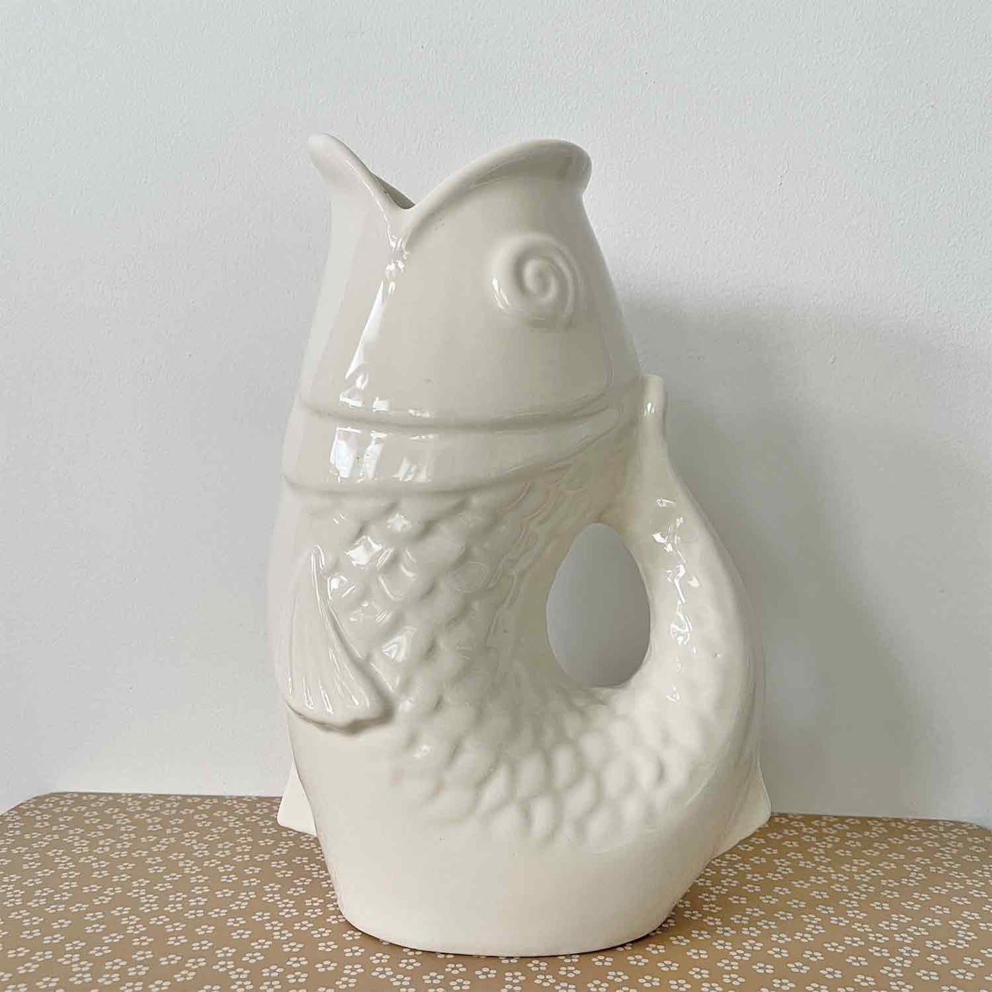 Vase pichet poisson gm blanc cassé L16,5 P11 H25,3cm