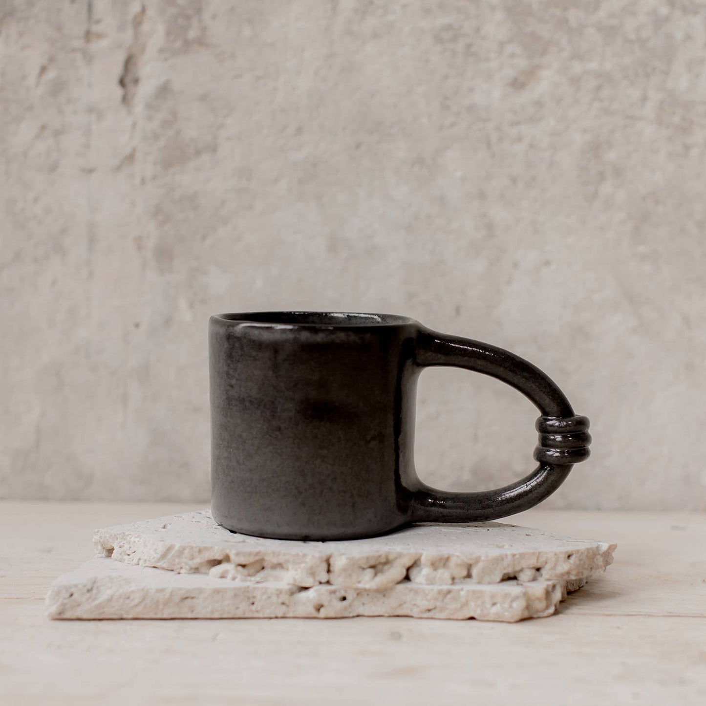 Le Maxi Mug Grande Anse Les Choses qu'on Aime Noir