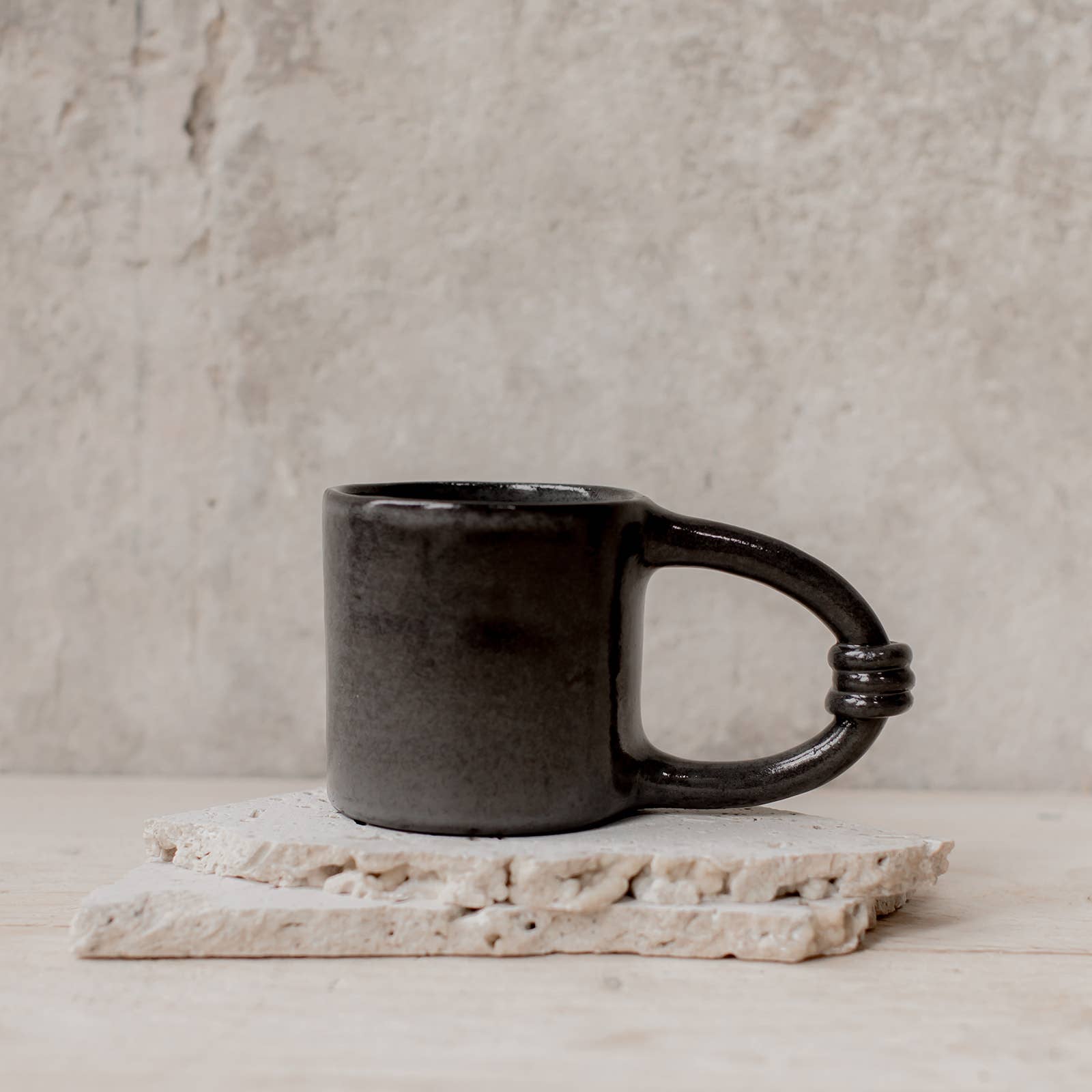 Le Maxi Mug Grande Anse Les Choses qu'on Aime Noir